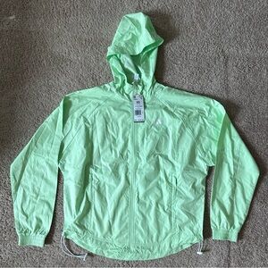 Adidas Entrenamiento Jacket‎ Womens Size XS Semi Green Windbreaker IS8041 NWT